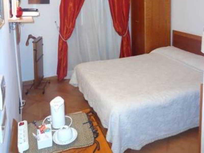 Hotel Gea Di Vulcano Rome Bagian luar foto