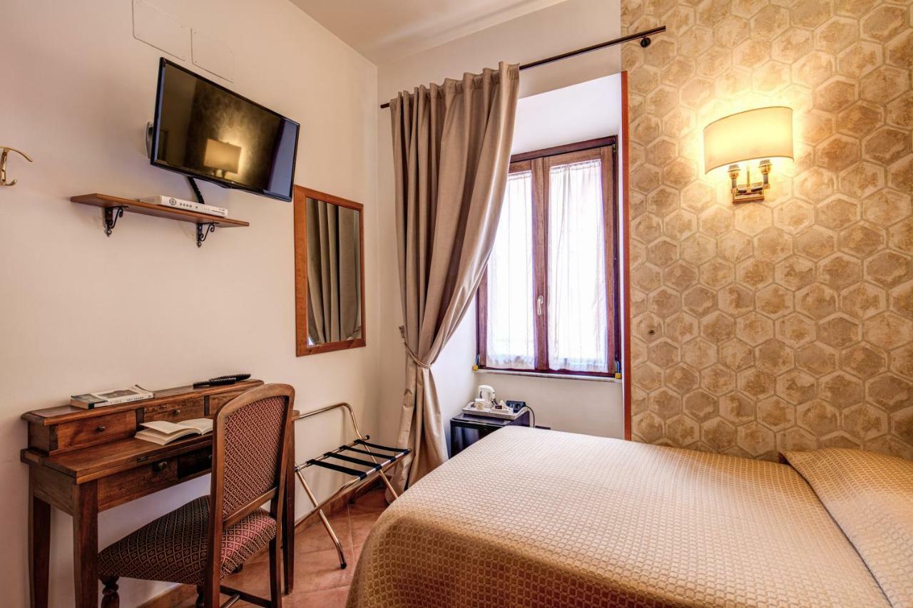 Hotel Gea Di Vulcano Rome Bagian luar foto