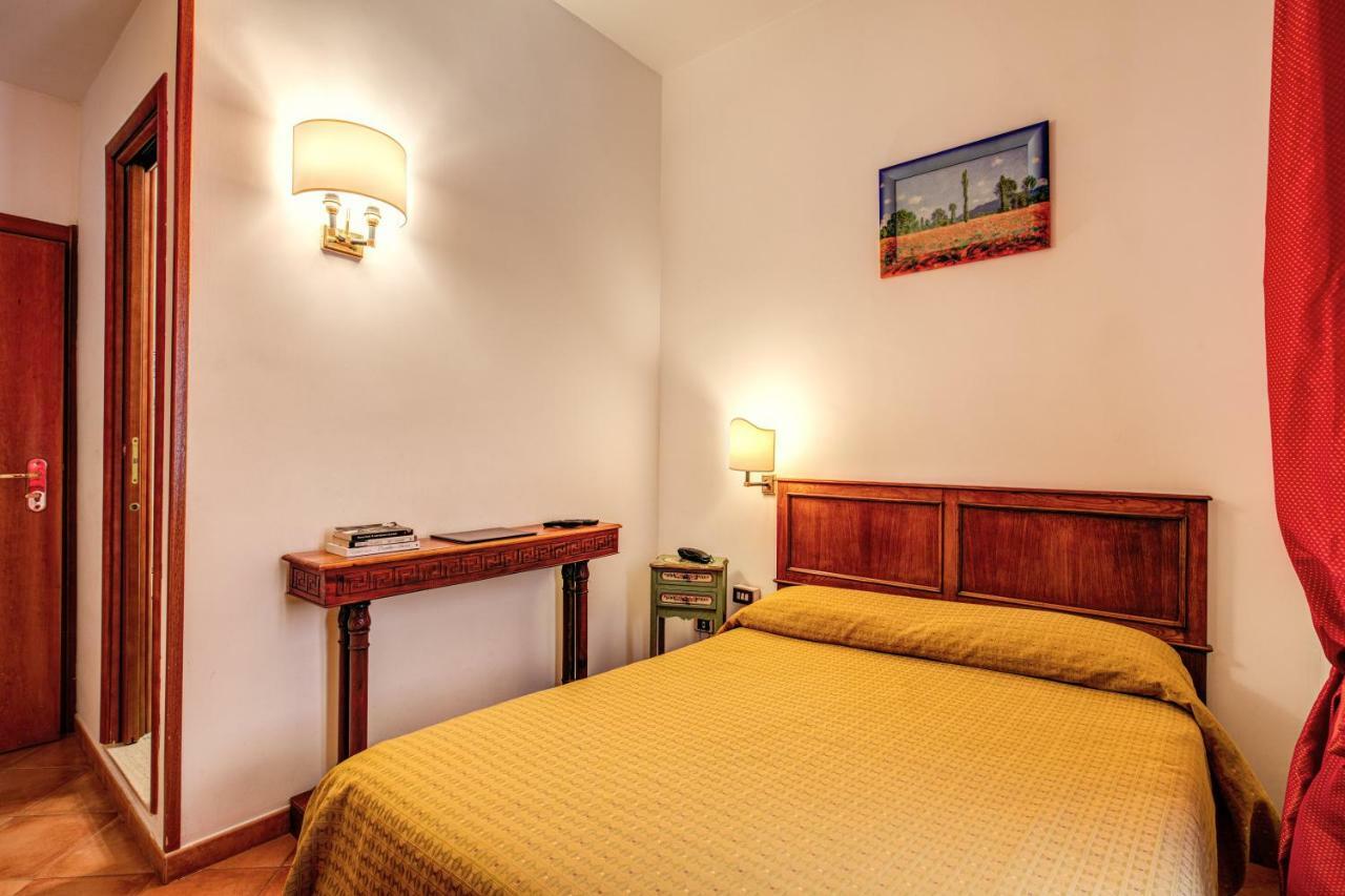 Hotel Gea Di Vulcano Rome Bagian luar foto