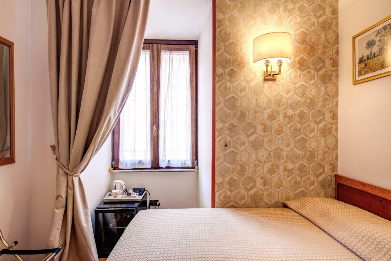 Hotel Gea Di Vulcano Rome Bagian luar foto
