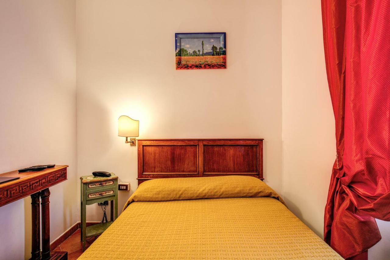 Hotel Gea Di Vulcano Rome Bagian luar foto