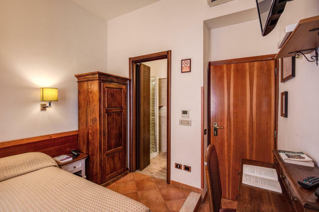 Hotel Gea Di Vulcano Rome Bagian luar foto