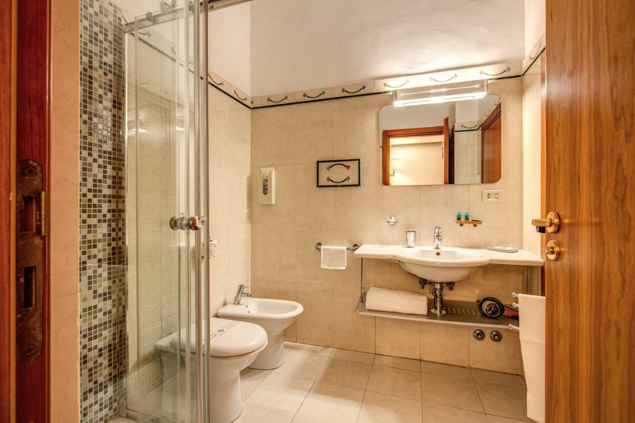 Hotel Gea Di Vulcano Rome Bagian luar foto